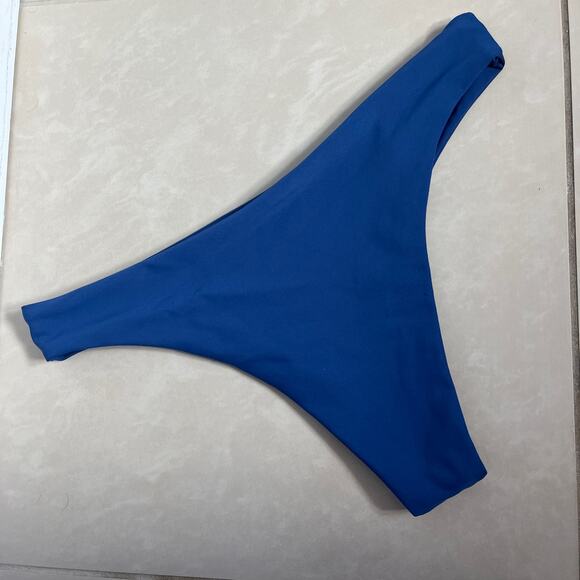 Skatie• ‘Dylan’ Bikini Bottom in NAVY - Picture 5 of 13